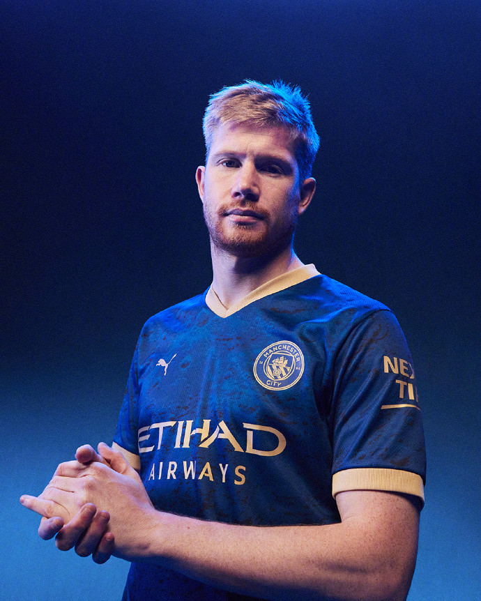 国乒8-1轻取日本队，豪夺混团世界杯三连冠（国乒8-1完胜日本，强势加冕混团世界杯三连冠）