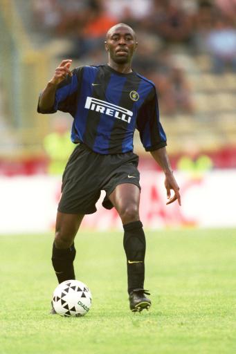 奥运冠军助阵 亚洲羽毛球精英巡回赛北京通州挥拍（奥运冠军领衔，亚洲羽毛球精英巡回赛在北京通州开拍）