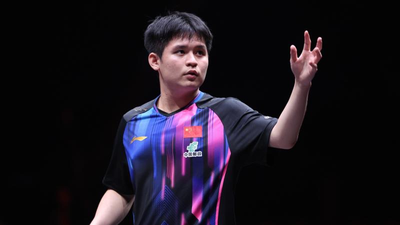 尤文跟队：加蒂扭伤膝盖，今天将接受检查（尤文队内消息：加蒂膝盖扭伤，今日接受检查）