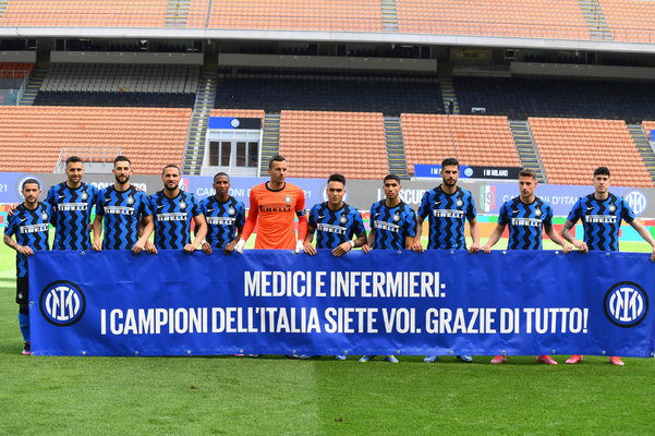 重磅！巴萨续约谈判取得突破 天才中场留队在望（重大进展！巴萨续约谈判突破，天才中场有望留队）